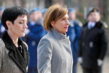 Carmen Iohannis: Mi-ar plăcea să mă implic în educaţie şi susţinerea tinerelor talente